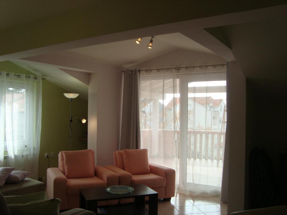 זאדאר Apartments Eja מראה חיצוני תמונה